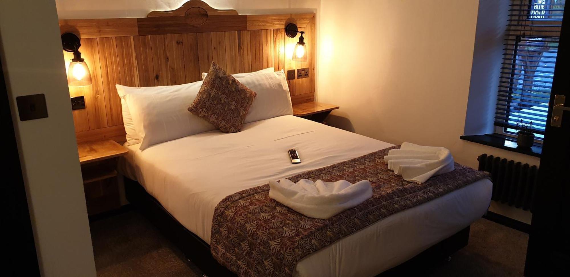 The Blue Boar Hotel Alcester Kültér fotó