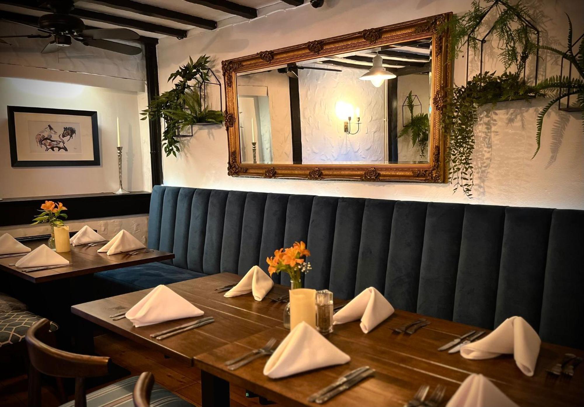 The Blue Boar Hotel Alcester Kültér fotó